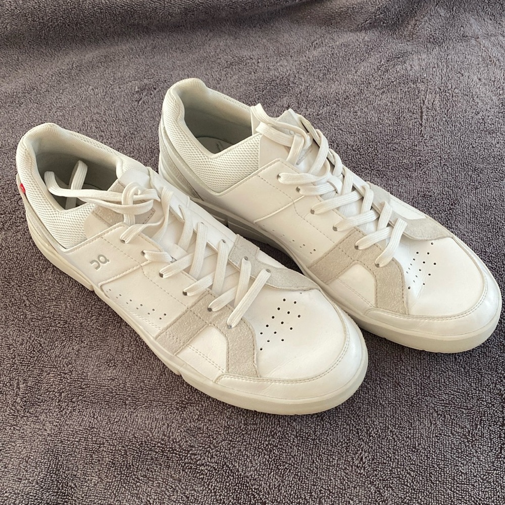 On Cloud THE ROGER Clubhouse, Size 11.5, White/Gray